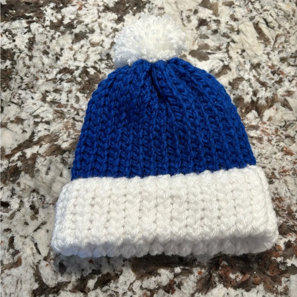 NWOT Newborn Knit Hat